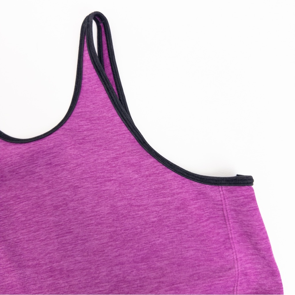 Lululemon . In The Flow Tank - Picture 2 of 8